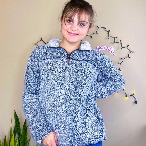 SUPER Soft Dylan Sherpa Quarter Zip - Picture 2 of 7